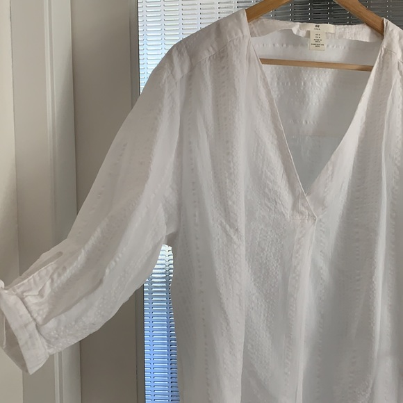 White Blouse - Picture 3 of 7